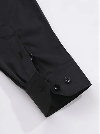 Chemise élégante à manches longues avec boutons