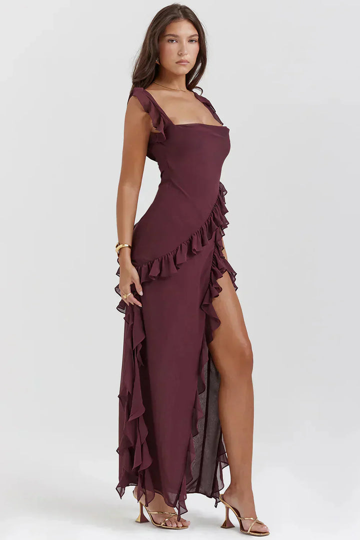 Robe élégante avec jambes ouvertes