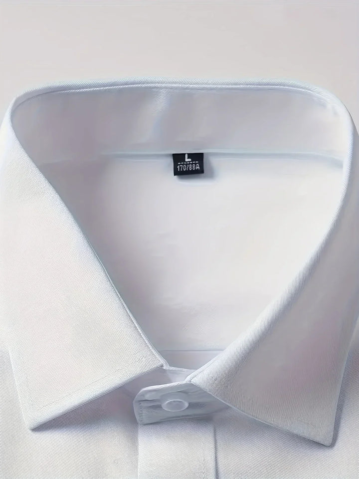Chemise élégante à manches longues avec boutons