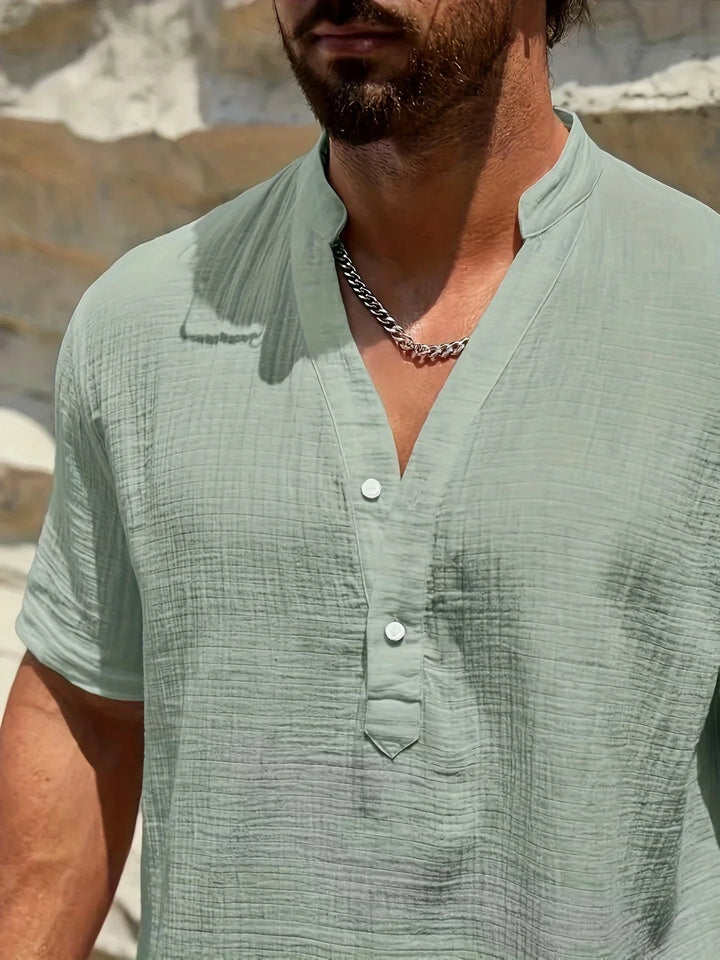 Chemise d’été élégante à col montant