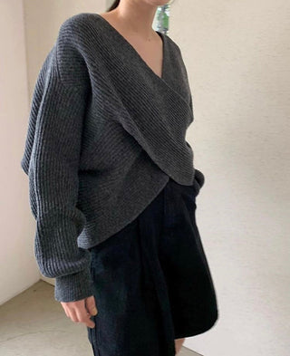 Pull en tricot croisé chic