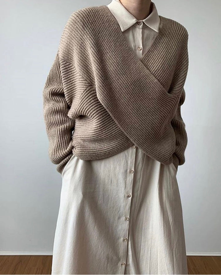 Pull en tricot croisé chic