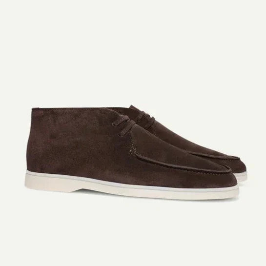 Chaussures en daim à lacets
