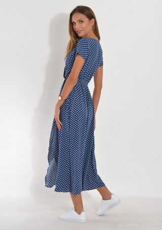 Robe fluide et polyvalente