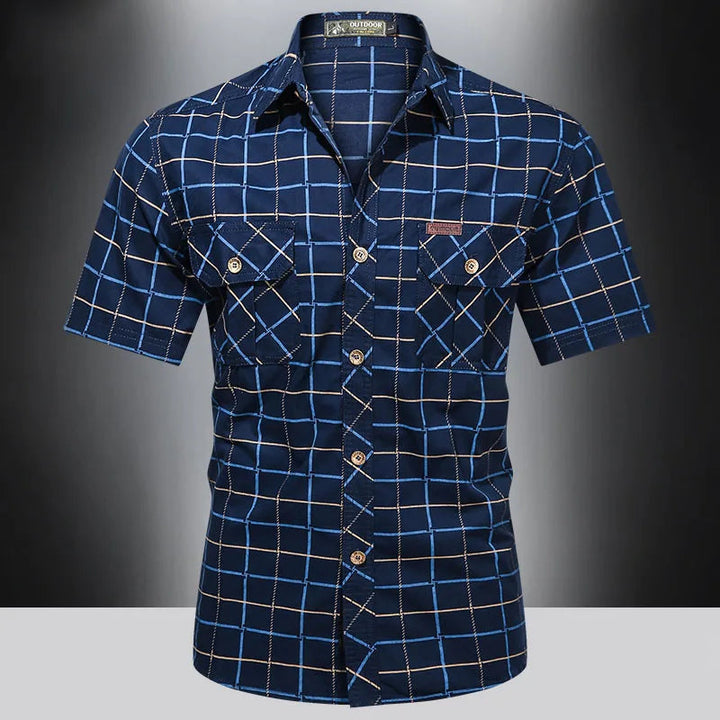 Chemise élégante à manches courtes à carreaux