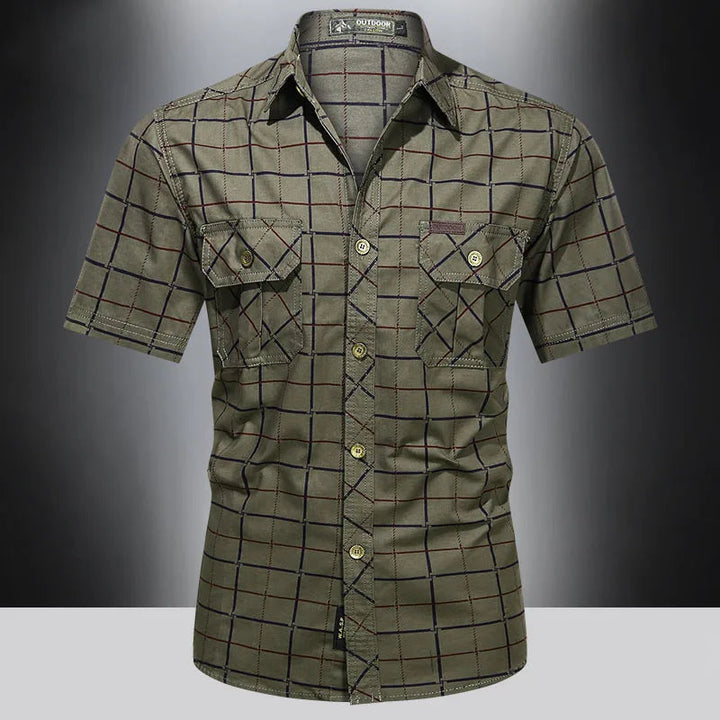Chemise élégante à manches courtes à carreaux