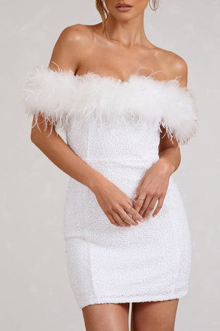 Robe à pailettes avec plumes