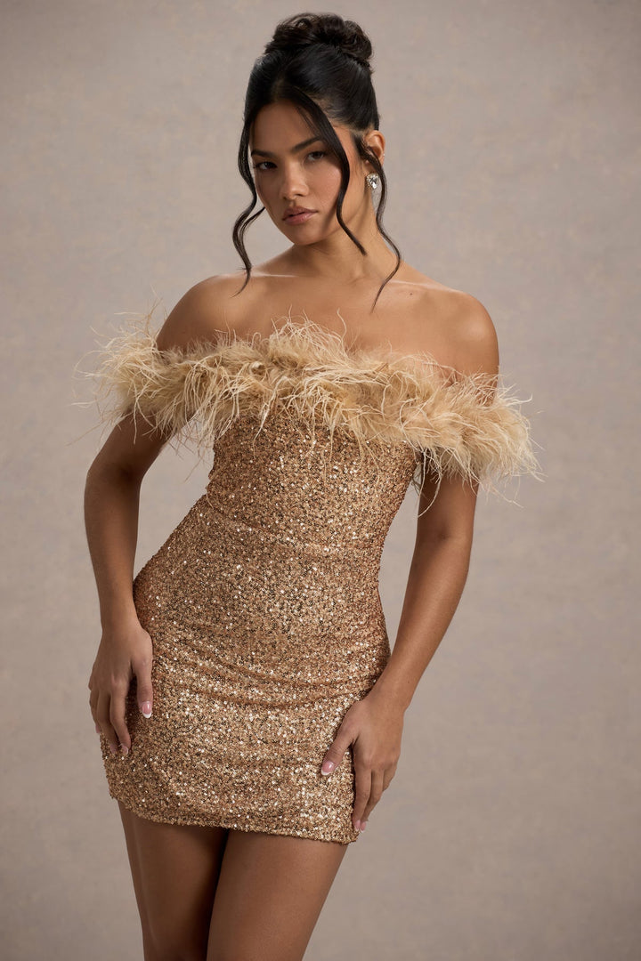 Robe à pailettes avec plumes