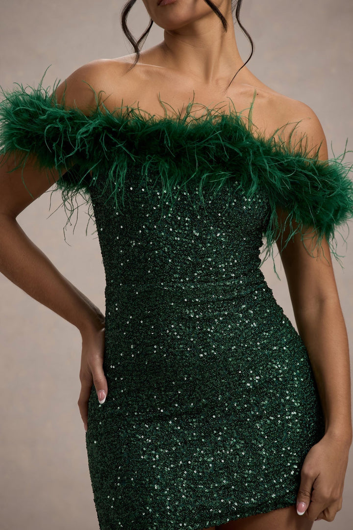 Robe à pailettes avec plumes