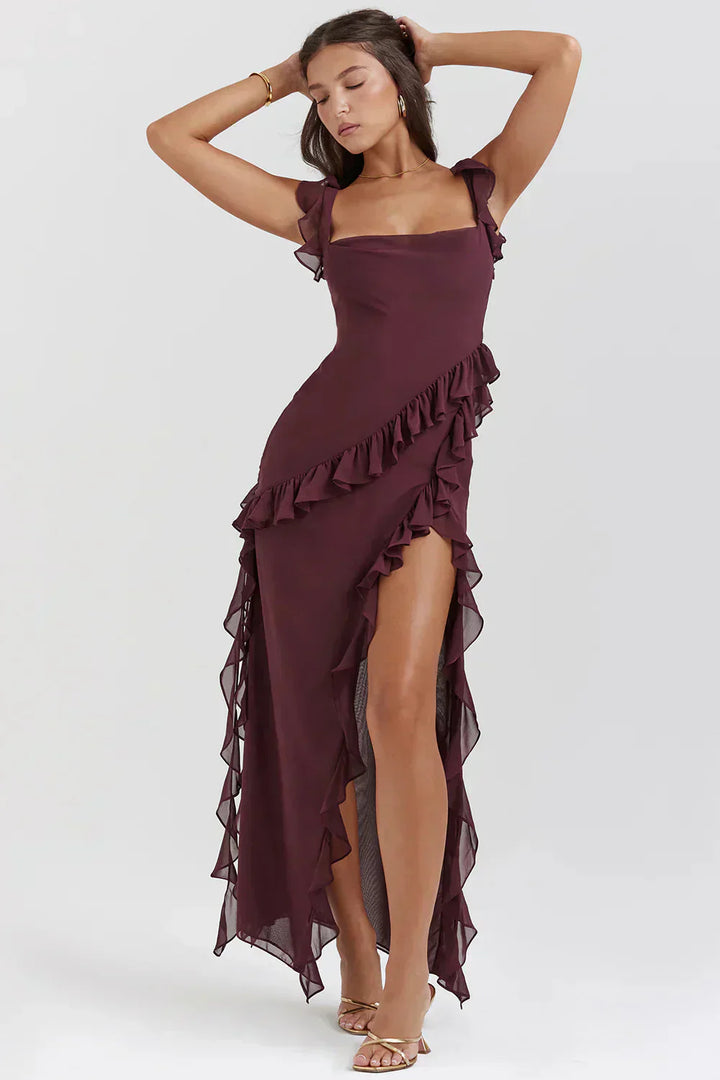 Robe élégante avec jambes ouvertes