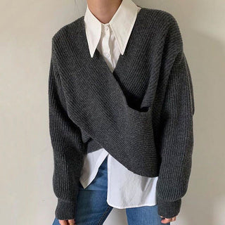 Pull en tricot croisé chic