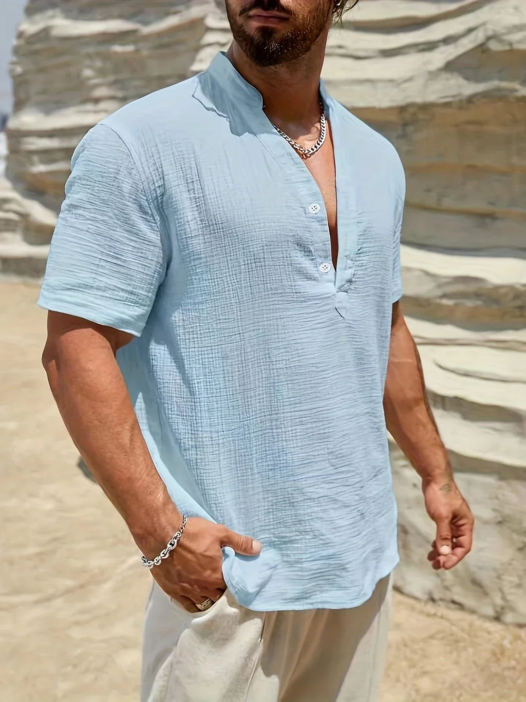 Chemise d’été élégante à col montant