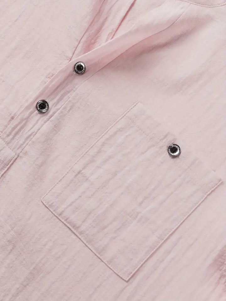 Chemise élégante à manches courtes