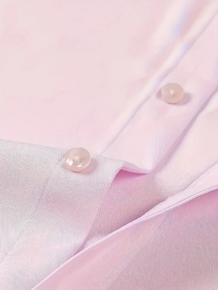 Chemise élégante à manches longues avec boutons