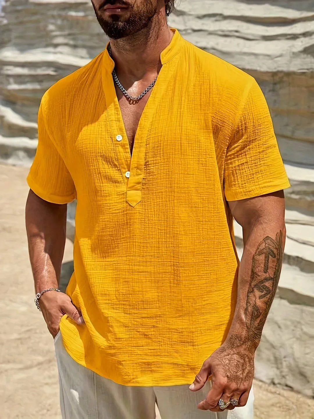 Chemise d’été élégante à col montant