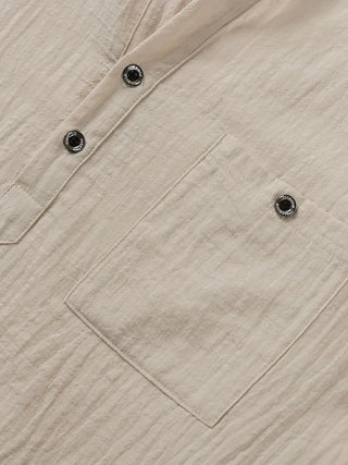 Chemise élégante à manches courtes