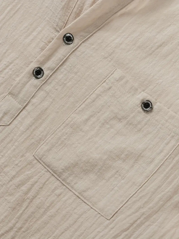 Chemise élégante à manches courtes