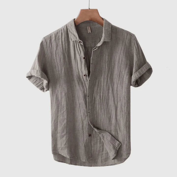 Chemise élégante à manches courtes avec boutons